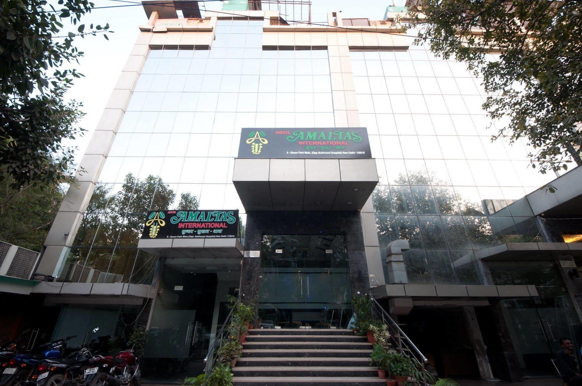 Hotel Amaltas International - Delhi-16 Nuova Delhi Esterno foto