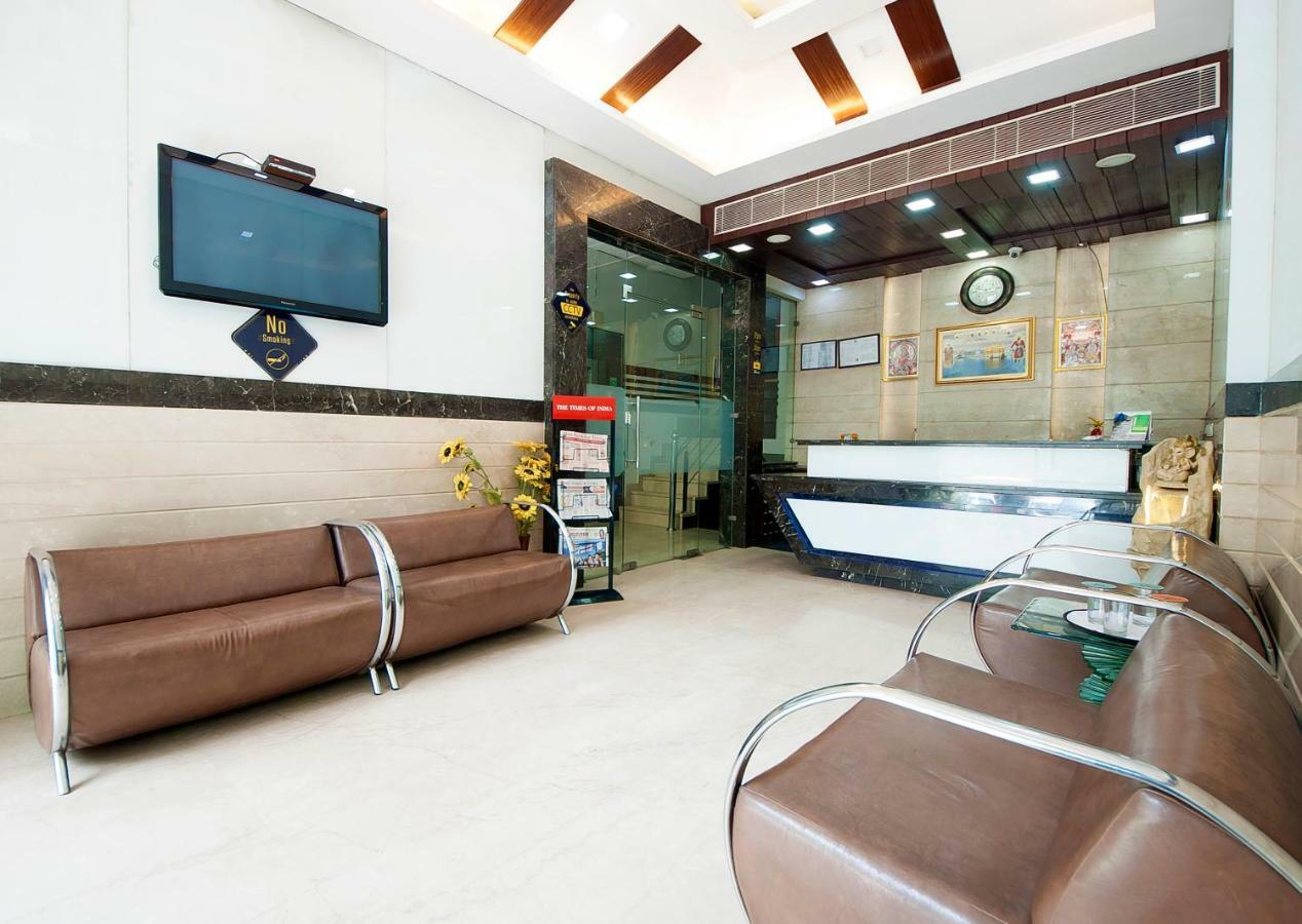 Hotel Amaltas International - Delhi-16 Nuova Delhi Esterno foto